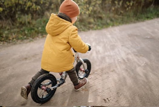 Jak działa hurtownia rowerków dziecięcych? Porady dla rodziców